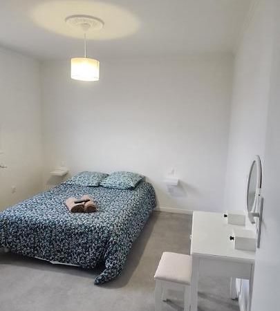 Private Room In Shared Apartment III Бове Экстерьер фото